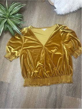 Women's Madewell Gold Velvet Wrap Blouse S